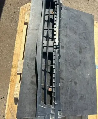Nissan Primastar Radiator trim 620300101R 93856003 66036