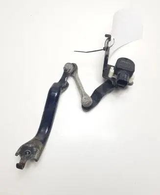 Toyota RAV 4 (XA50) Front height sensor lever 0H0411 B1013542