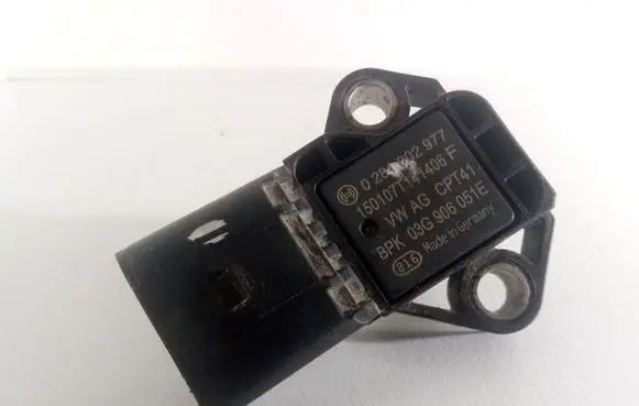 Volkswagen Golf VII Air pressure sensor 150107T141406F 0281002977