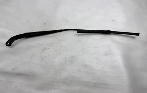 Audi RS3 Windshield/front glass wiper blade 3392126117