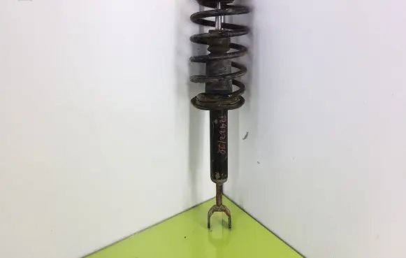 Volkswagen PASSAT B5 Front shock absorber with coil spring 