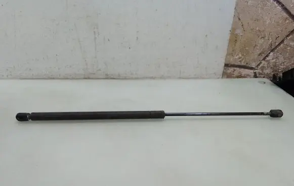 Volkswagen New Beetle Tailgate/trunk strut/damper