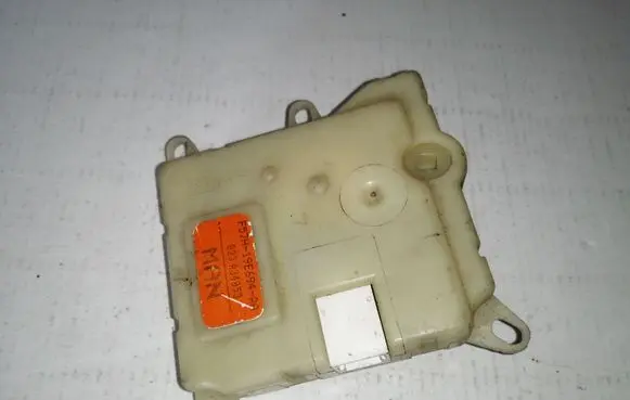 Ford Explorer Central locking motor F57H19E694AA