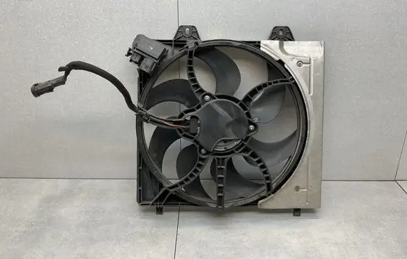Opel Mokka B Electric radiator cooling fan 9827752980