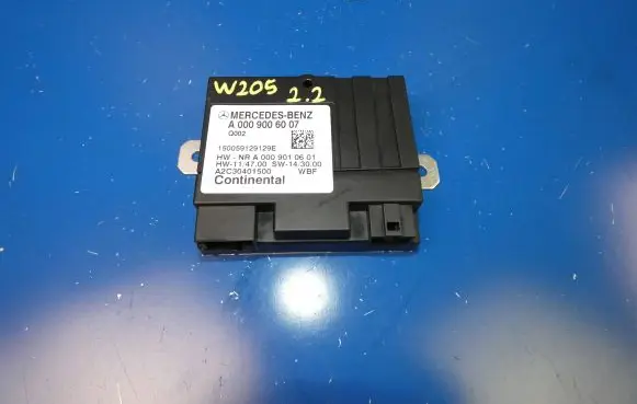 Mercedes-Benz C W205 Fuel injection pump control unit/module A0009006007 150059129129E A2C30401500