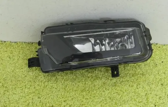 Volkswagen Crafter Front fog light 7C0941661A
