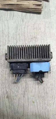 Renault Master III Glow plug pre-heat relay 8200558438