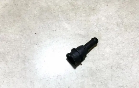 Lexus IS 220D-250-350 Engine coolant pipe/hose