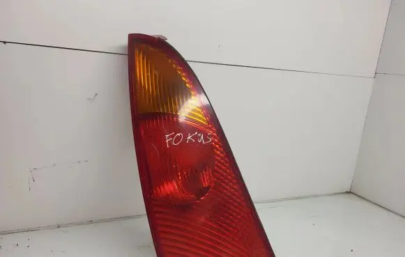 Ford Focus Rear/tail lights 1M5113405 35D00R