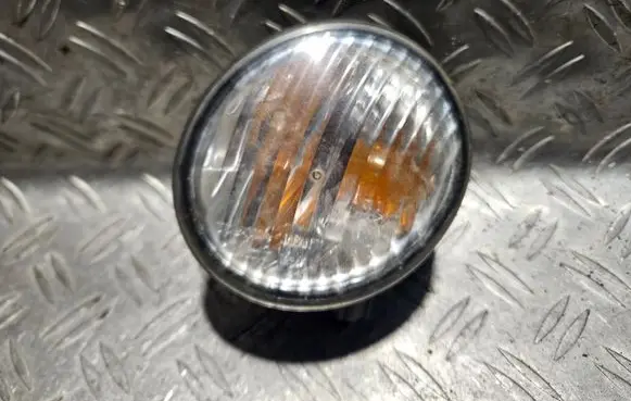 Toyota Corolla E110 Front indicator light 12438