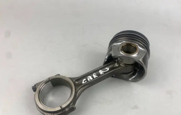 Volkswagen Golf VII Piston with connecting rod 04LA 04LADE 011A