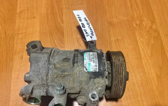 Volkswagen Golf VII Air conditioning (A/C) compressor (pump) 5N0820803C R134A1702P 046114120B4