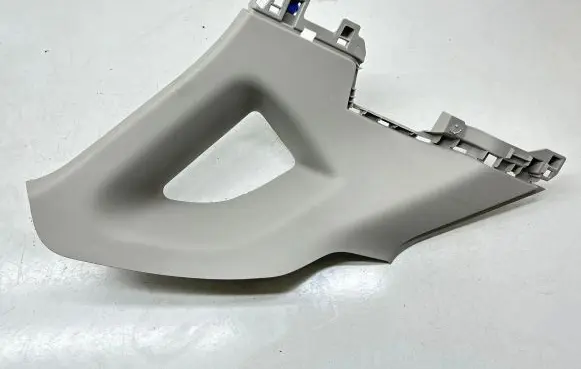 Renault Captur (D)pillar trim (top) 769351245R 66H140142