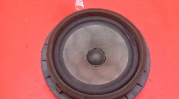 Suzuki Splash Subwoofer speaker