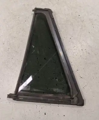 Mercedes-Benz R W251 Rear vent window glass A2517300855