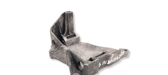 Volkswagen Transporter - Caravelle T5 Generator/alternator bracket 070903143C