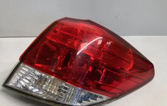 Subaru Outback Rear/tail lights 22020067