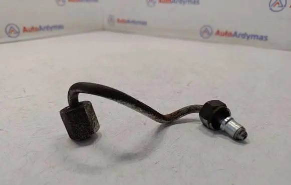 BMW 3 F30 F35 F31 Fuel injector supply line/pipe 13537798448
