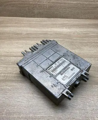 Volvo S40, V40 Engine control unit/module ECU 30613695 7700110648