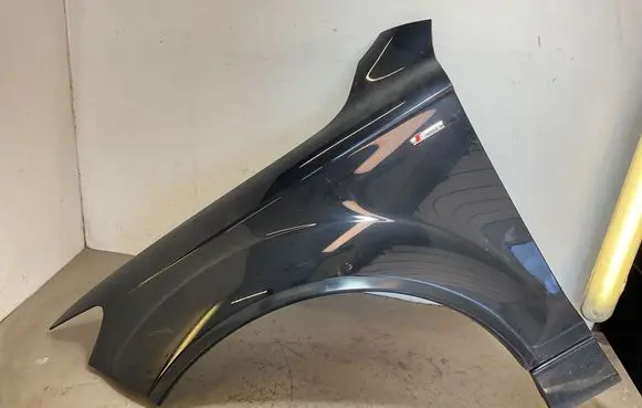 Audi Q7 4L Fender