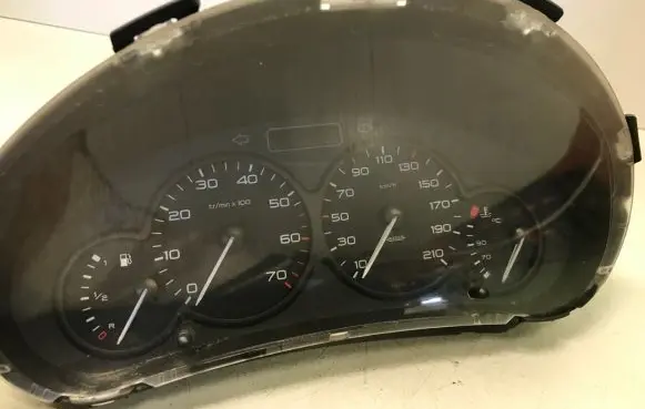Citroen Berlingo Speedometer (instrument cluster) 9659364180