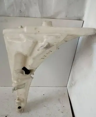 Audi TT TTS Mk2 Windshield washer fluid reservoir/tank 8J0955453