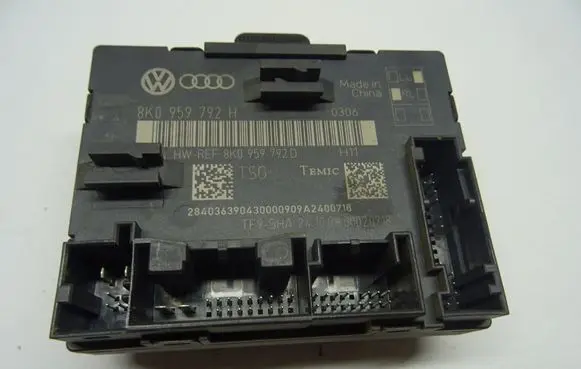 Audi A4 Allroad B8 Door control unit/module 8K0959792H