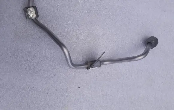Renault Kadjar Fuel injector supply line/pipe 44220RB