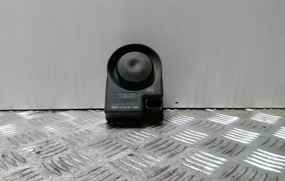 Volkswagen PASSAT B6 Alarm system siren 1K0951605C