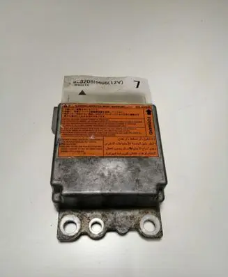 Nissan X-Trail T30 Airbag control unit/module 988208H405 040216