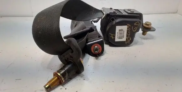 Hyundai Tucson JM Rear seatbelt 041128