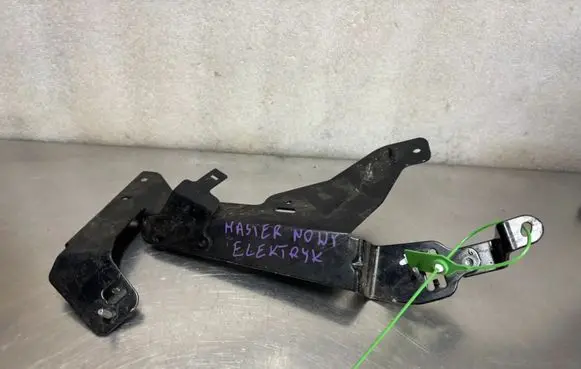 Renault Master IV Gearbox mount 242396057R