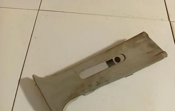 Mercedes-Benz B W245 (B) pillar trim (top) A1696903425
