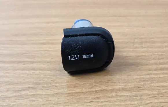 KIA Sportage 12 V Socket (front)