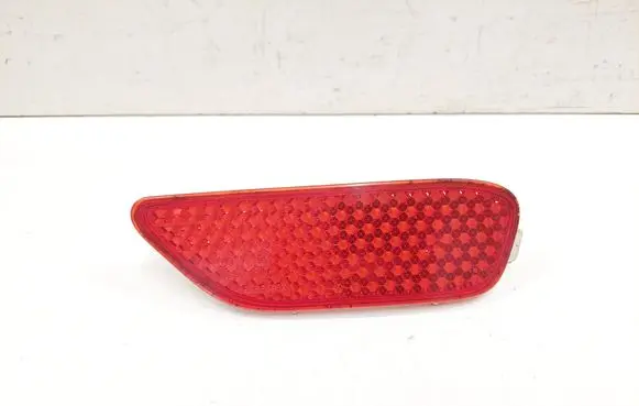 Chevrolet Captiva Rear tail light reflector 96626982 I090069