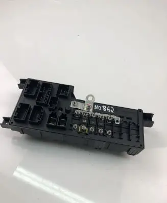 Volvo S60 Fuse module 518829106
