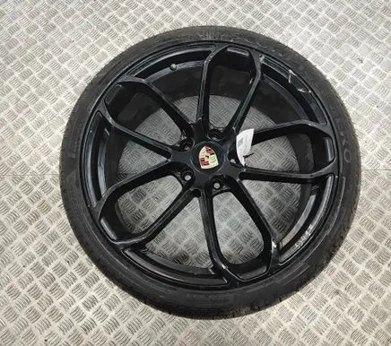 Porsche Cayenne (9Y0 9Y3) R22 alloy rim 