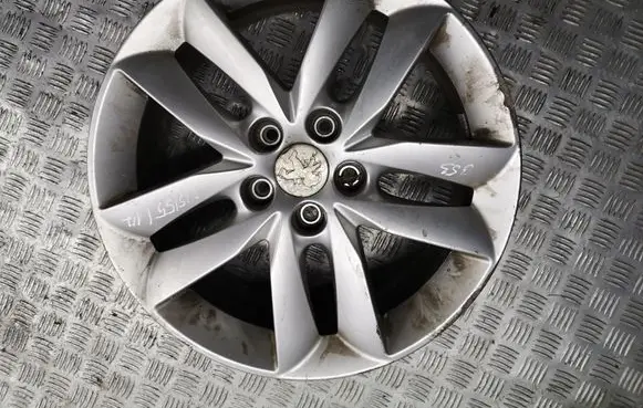 R17 alloy rim