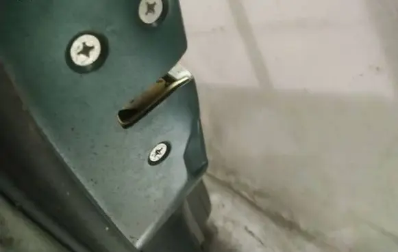 Honda CR-V Rear door lock
