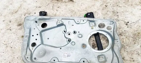 Skoda Fabia Mk1 (6Y) Front door electric window regulator 6Y0837755C