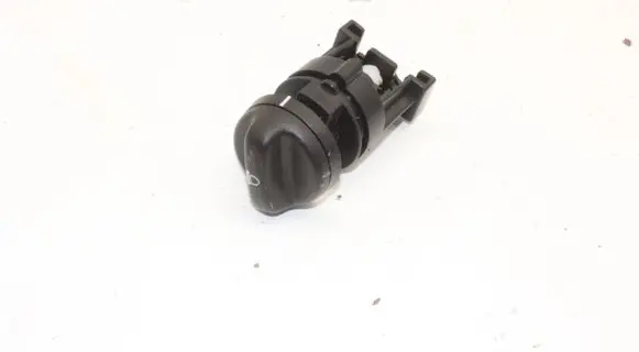 Dacia Sandero Headlight level height control switch