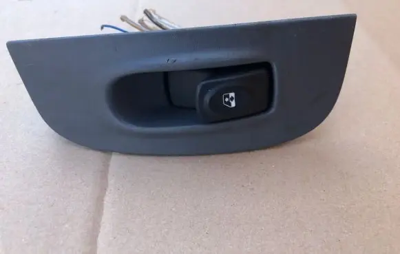 Renault Megane I Electric window control switch 7700429071