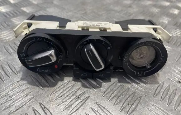 Volkswagen Polo V 6R Climate control unit 6R0820045E