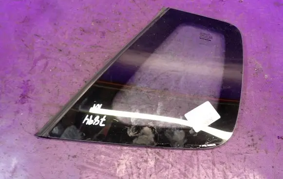 Honda Civic Rear side window