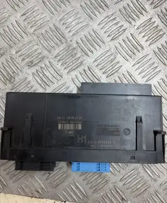 BMW 3 E90 E91 Comfort/convenience module 9176880