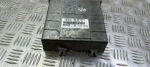 Audi A8 S8 D2 4D Engine control unit/module 4D0907557N 0261204563