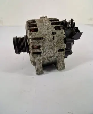 Volvo V40 Generator/alternator 30644799