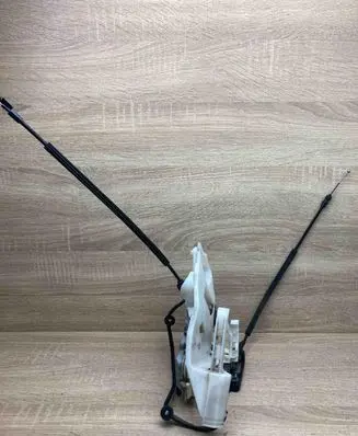 Volkswagen PASSAT B6 Rear door lock 3C4839016A WITHPLUG