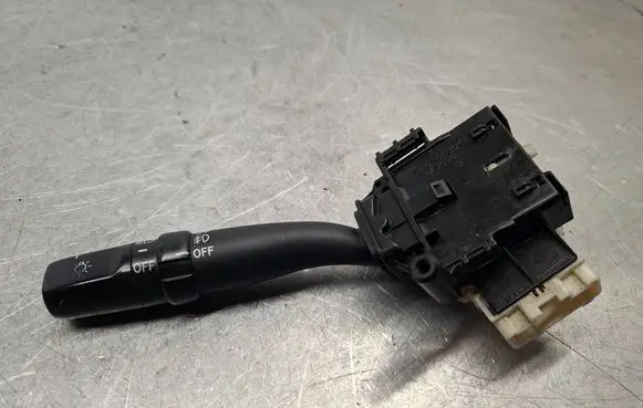 Toyota Corolla Verso AR10 Indicator stalk 8414005110