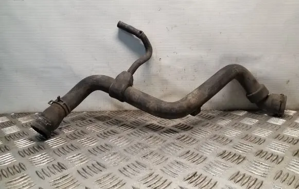 Volkswagen PASSAT B5 Engine coolant pipe/hose 4B0121101E